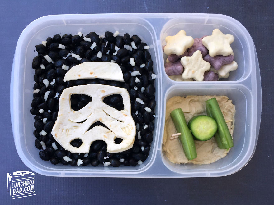 i-make-my-kids-star-wars-lunches-to-take-to-school-5_880.jpg